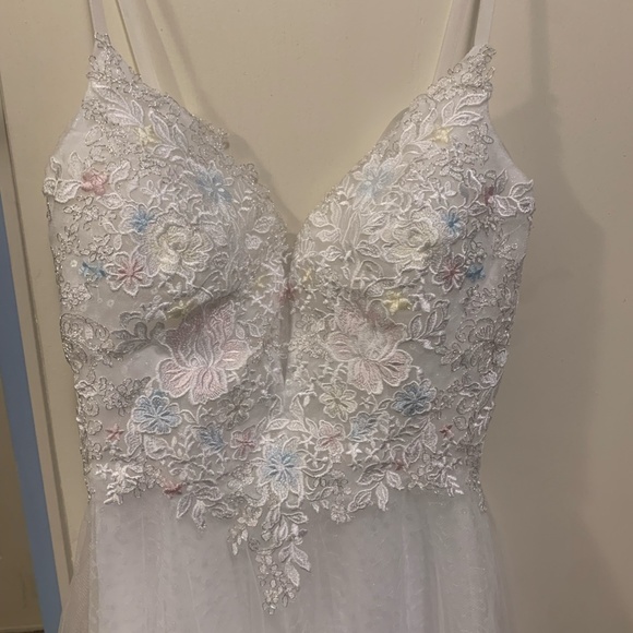 Baltic Born Celeste Tull Wedding Gown - Picture 2 of 7